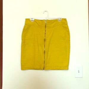 Mustard pencil skirt with zipper in the front!
